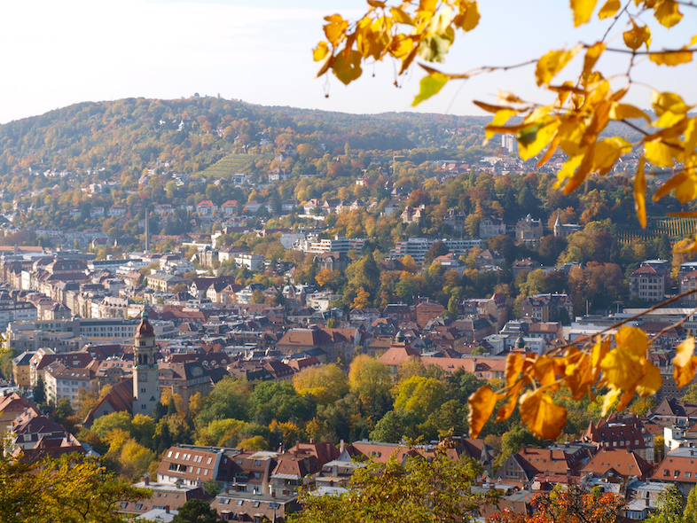 Blick über den Süden von Stuttgart, Stadtteil Stuttgart-Süd im Herbst