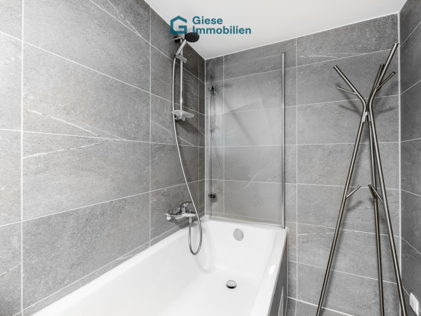 Bad Keller Badewanne
