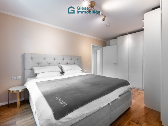 Schlafzimmer 2