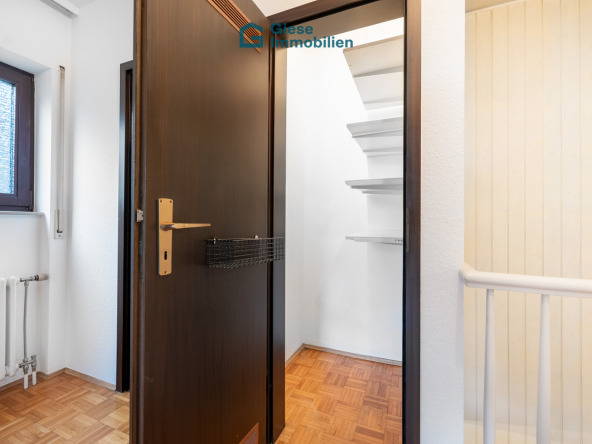 1. Stock Abstellkammer