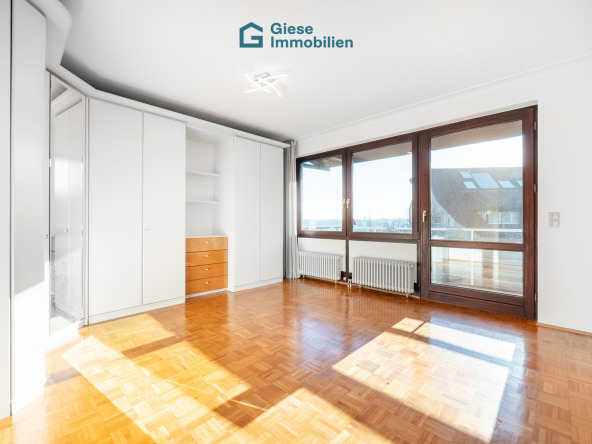 1. Stock Schlafzimmer