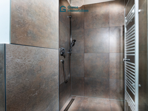 Bad Dusche
