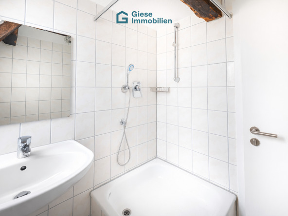 Badezimmer (DG)