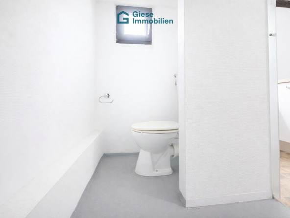 WC (EG)