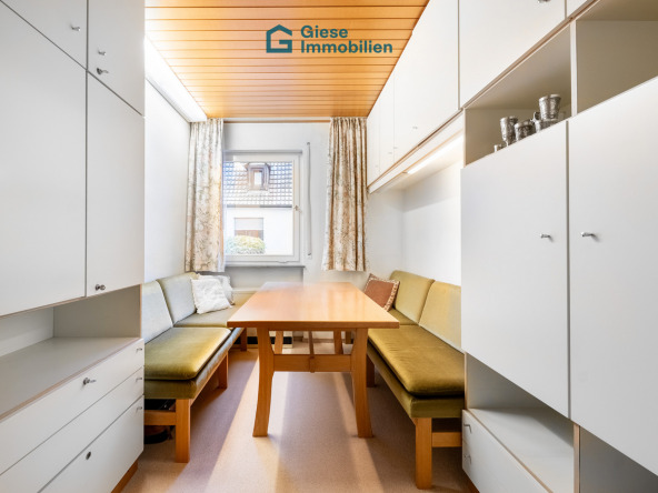Arbeitszimmer (EG)