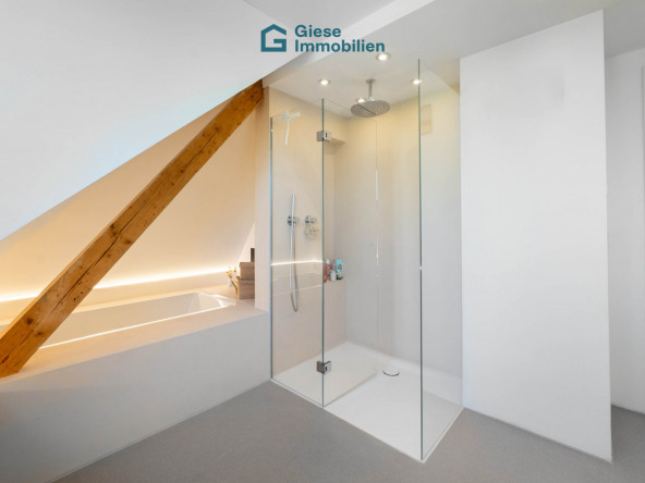 Badezimmer DG