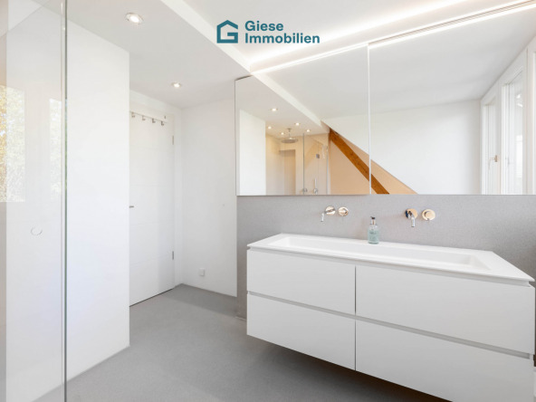 Badezimmer DG